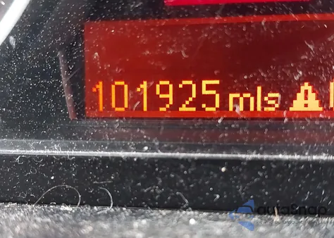 2010 BMW 135I z USA, uszkodzony, nr VIN WBAUN9C55AVK41620